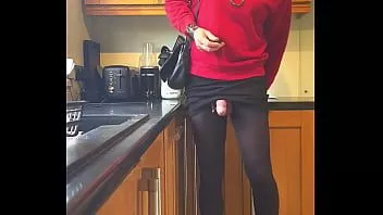 Play Rosemary times, crossdresser wanking & cumming with bound clock after removing arsehole plug
