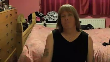 Play Pre op transsexual sarah masturbating