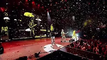 play Un peso (live beim Uforia-Musikkonzert in Dallas)
